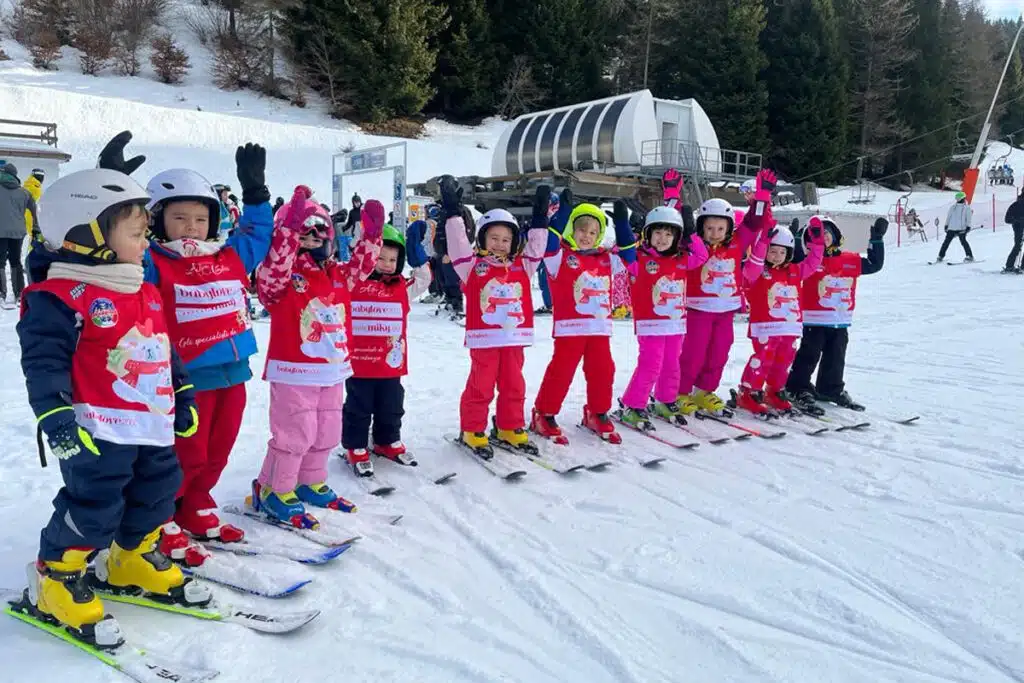 Corsi di sci collettivi super baby - sci - 4 Corsi Di Sci Collettivi Super Baby - Sci - 3